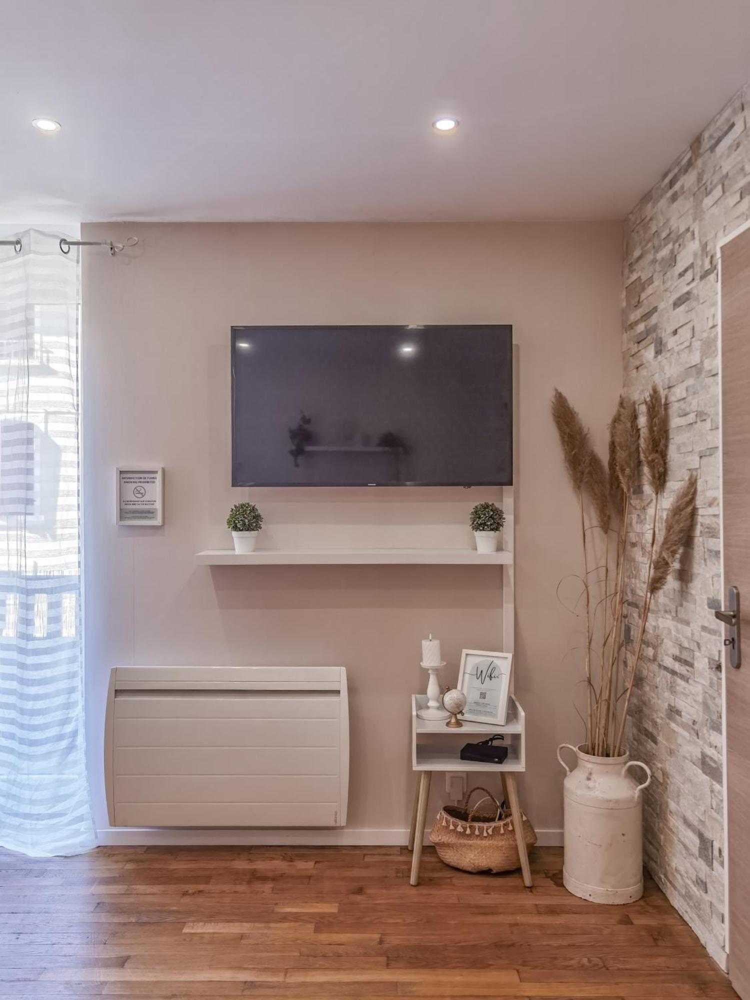 Verriere & Parement En Centre-Ville Epinal Exterior photo